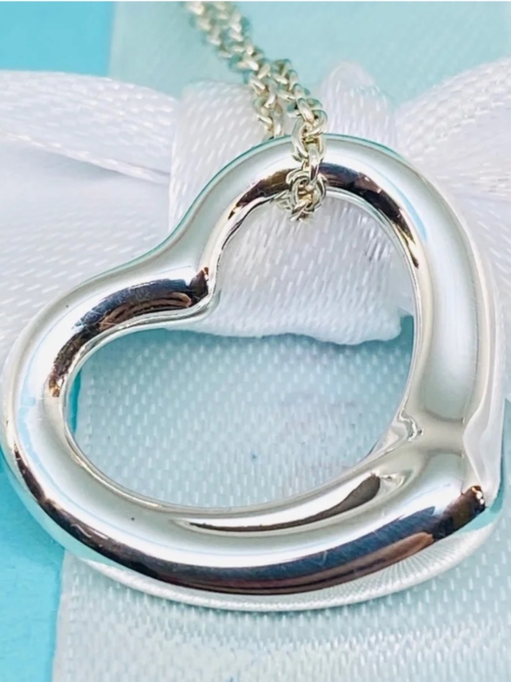 Tiffany & Co. Elsa Peretti Open Heart Necklace 22mm  7 grams  16”
